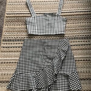 FOREVER 21 | Crop top & Skirt Set